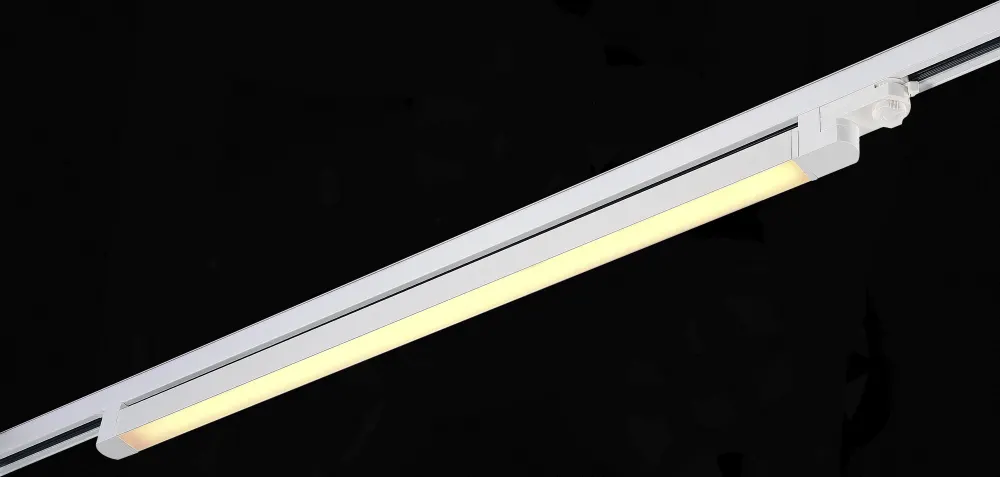 ST663.546.40 Св-к трек. Белый LED 1*40W 4000K 3 200Lm Ra>90 120° IP20 L935xW33xH73 165-265V TRACE